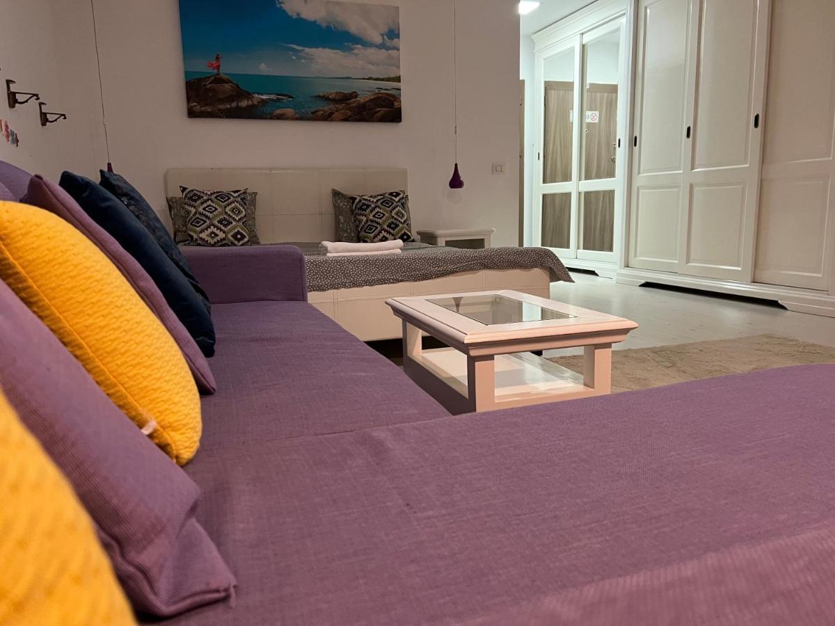 Airport Residence Отопени Экстерьер фото