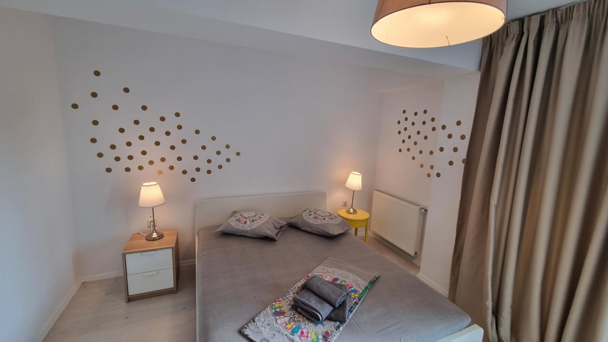Airport Residence Отопени Экстерьер фото